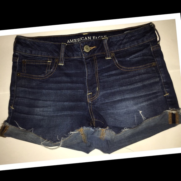American Eagle Outfitters Pants - American Eagle women’s denim short-shorts☀️EUC☀️ American Eagle Outfitters Pants - American Eagle women’s denim short-shorts☀️EUC☀️